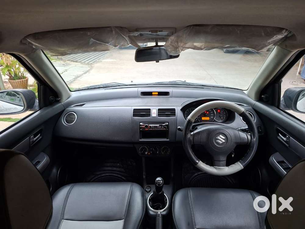 Maruti Suzuki Swift Vxi Bsiv, 2010, Petrol