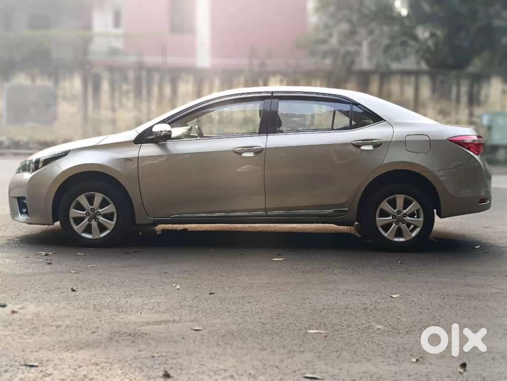 Toyota Corolla Altis 1.8 G, 2015, Petrol