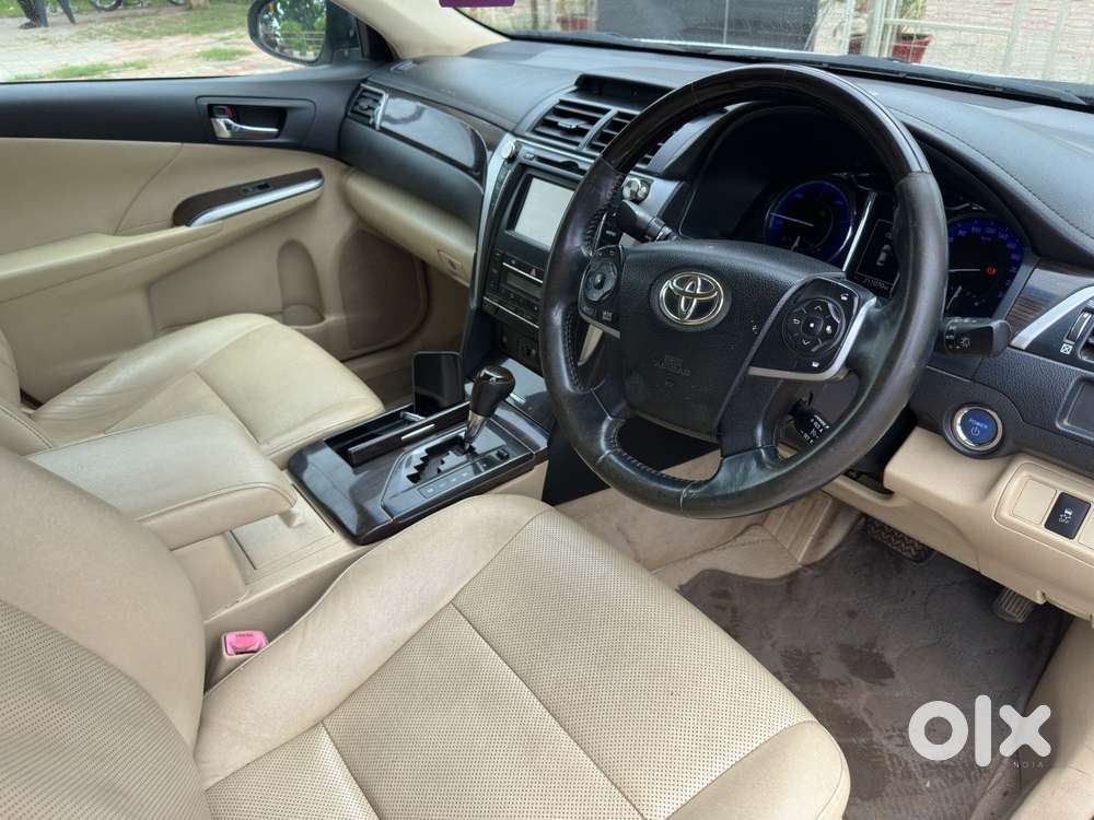 Toyota Camry Hybrid, 2016, Electric