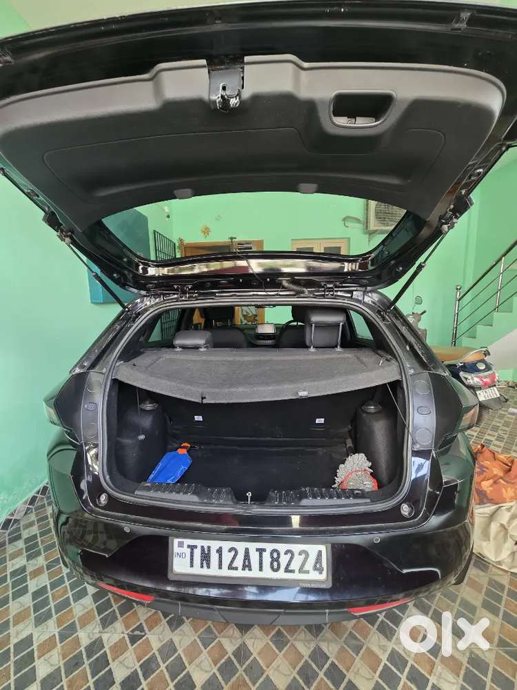 2022 Tata Altroz Xt Petrol ‘dark Edition’  28,000 Kms  Rti Protected