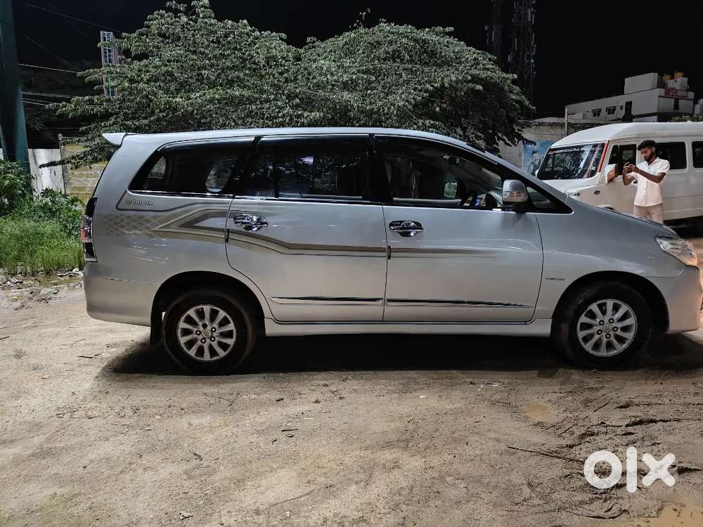 Showroom History Maintained Innova- V Version Full Condition Car