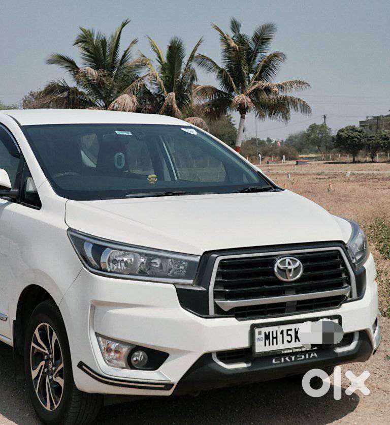 Toyota Innova Crysta 2.4 G Mt, 2025, Diesel
