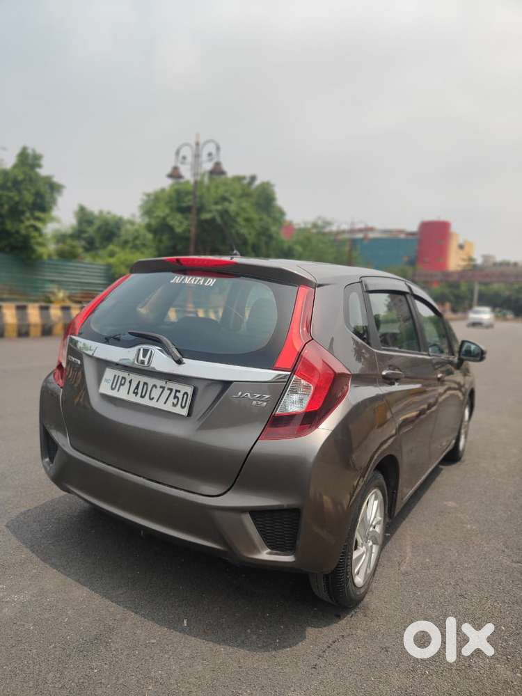 Honda Jazz V Mt Privilege, 2017, Petrol