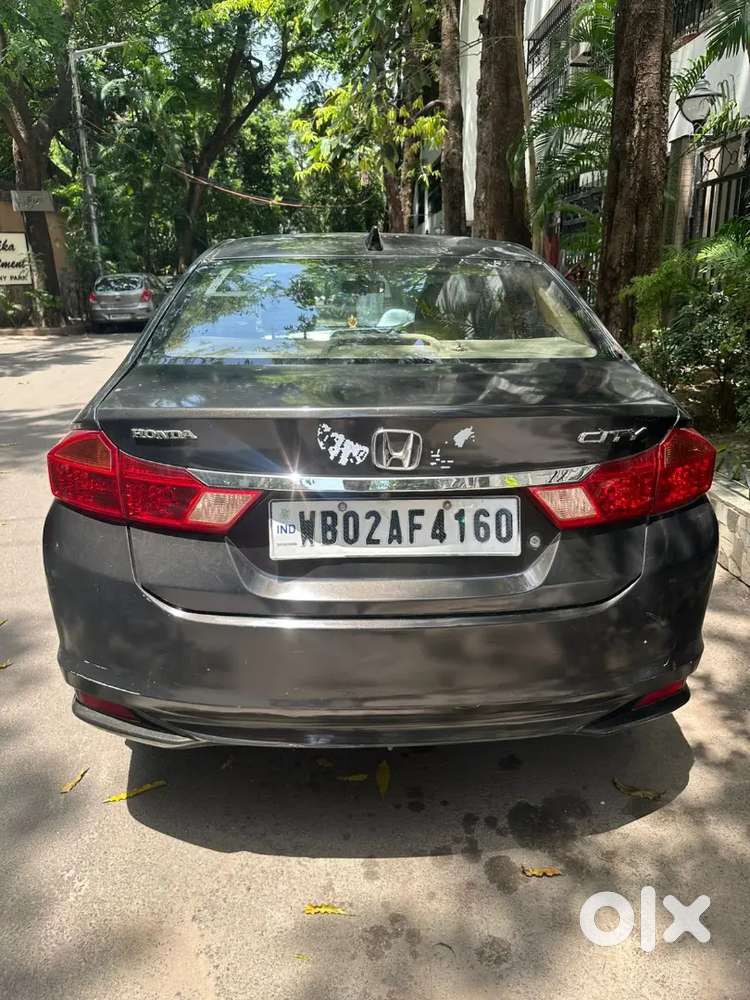 Premium 2014 Honda City 1.5 I-vtec V Mt.  Smooth Drive