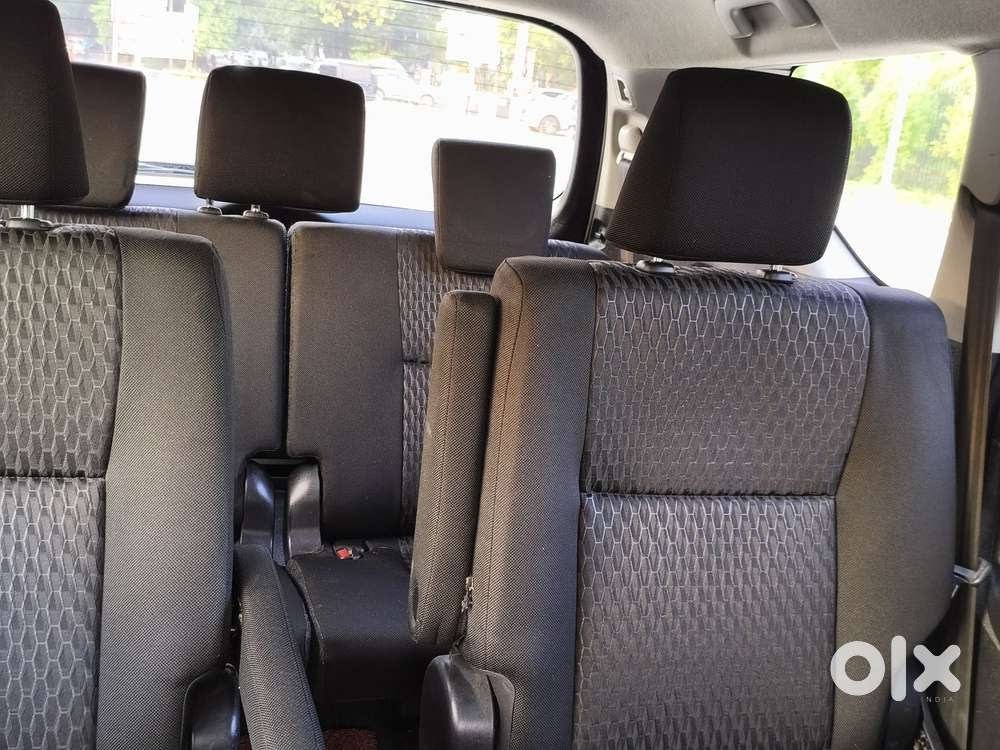 Toyota Innova Crysta 2.4 G Mt, 2022, Diesel