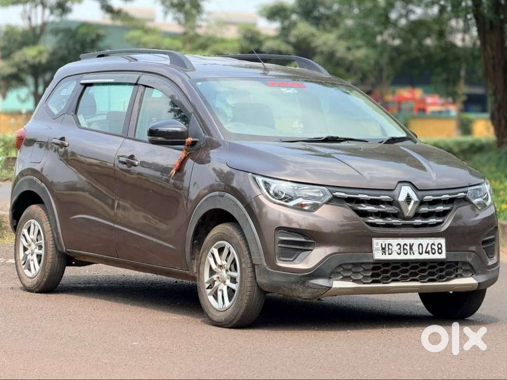 Renault Triber Rxt, 2022, Petrol