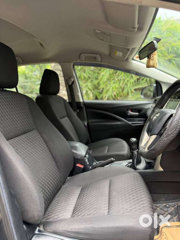 Toyota Innova Crysta [2020-ongoing] 2.4 Gx 7 Str, 2021, Diesel
