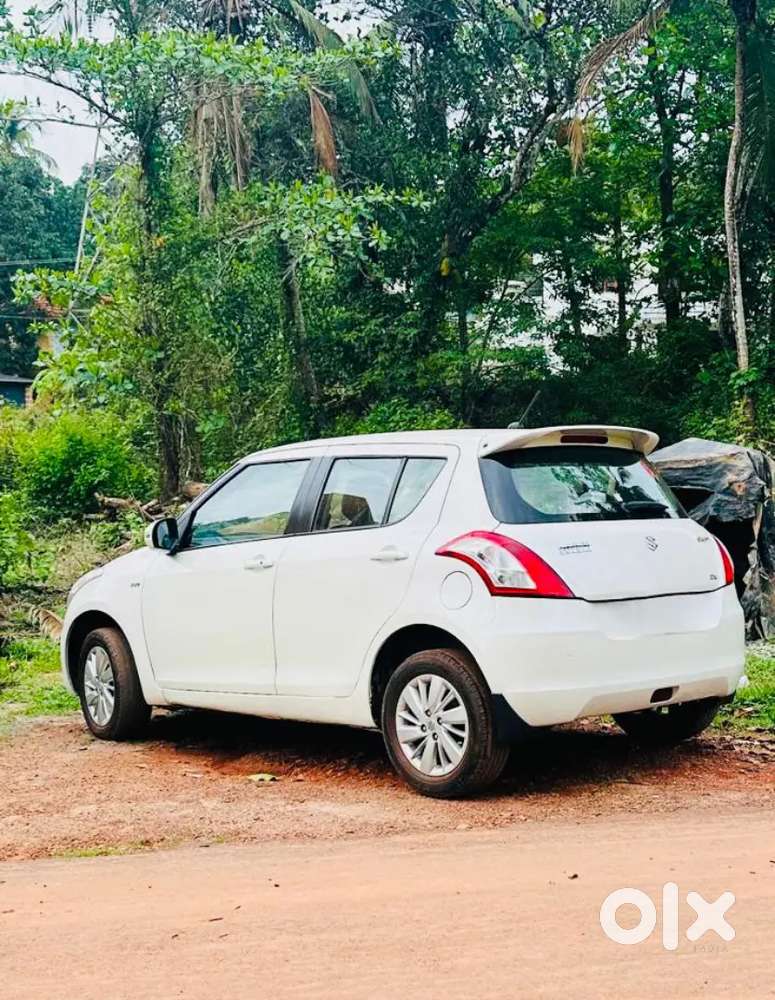 Maruti Suzuki Swift 2016 Petrol 100000 Km Driven