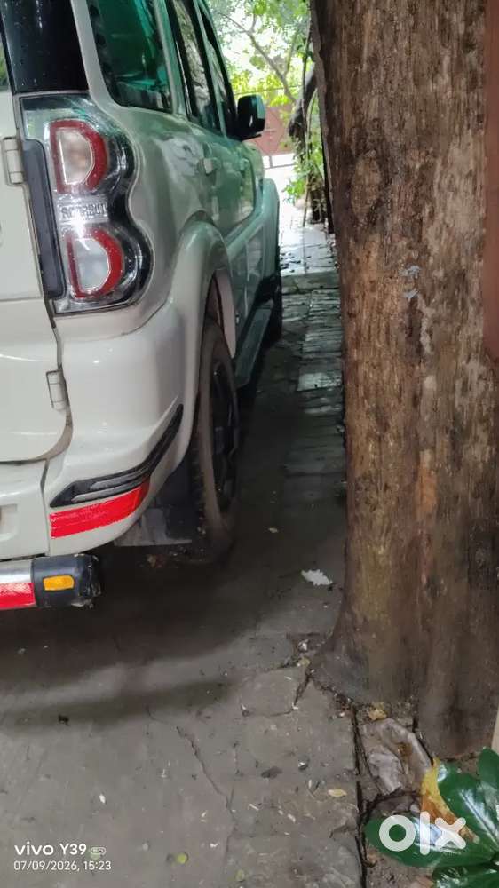 Mahindra Scorpio S6 Diesel 2017