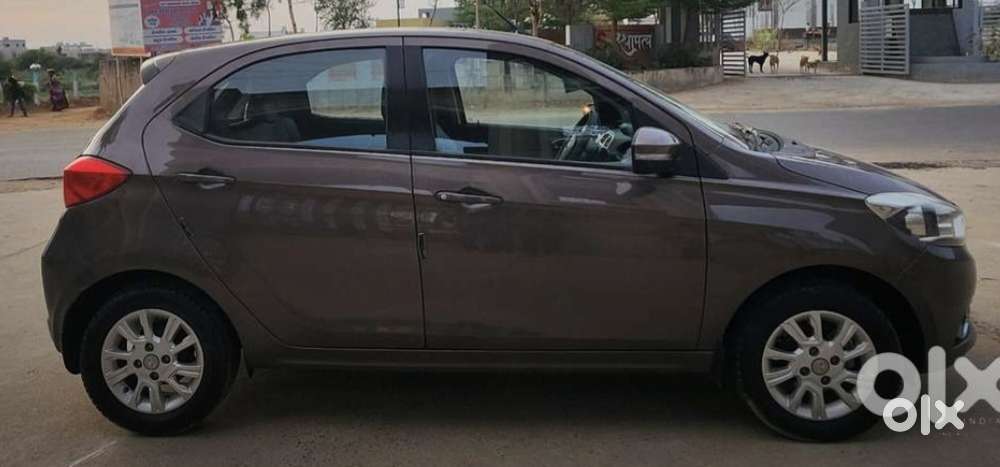 Tata Tiago Xz, 2016, Petrol