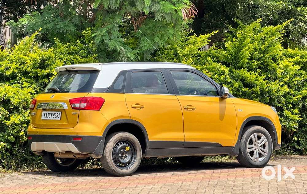 Maruti Suzuki Brezza Zdi+ Dual Tone, 2017, Diesel