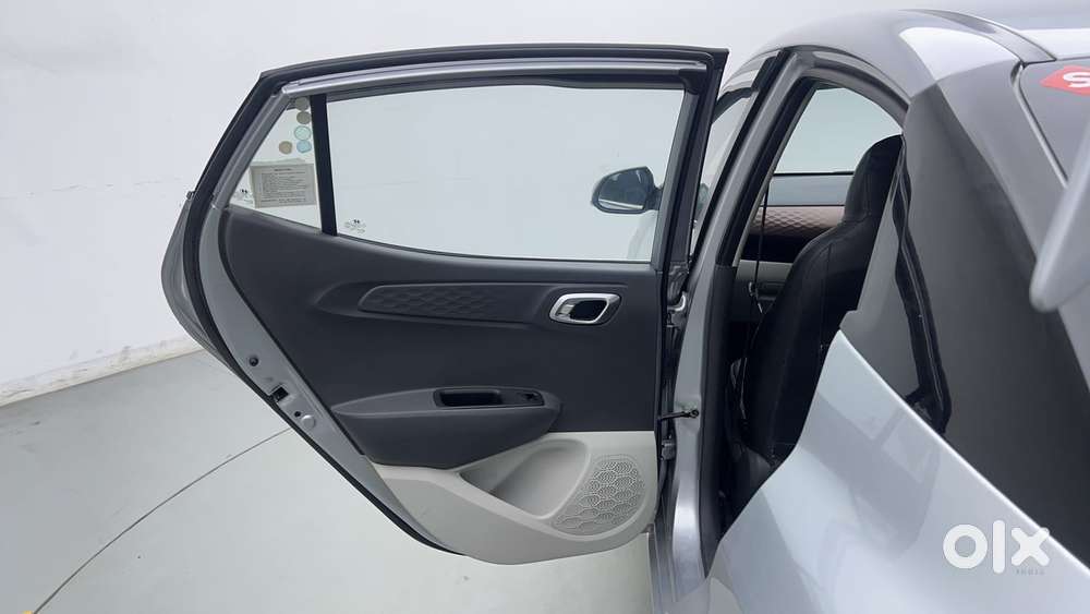 Hyundai Aura 1.2 Sx Cng, 2023, Cng & Hybrids