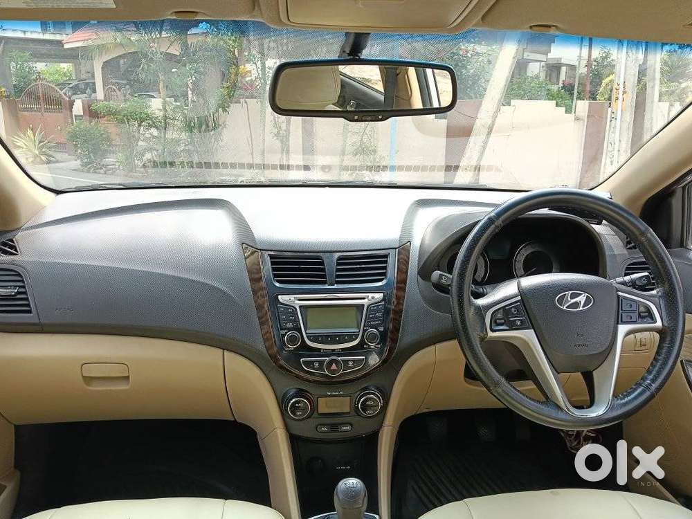 Hyundai Verna 2011-2014 1.6 Sx, 2011, Petrol