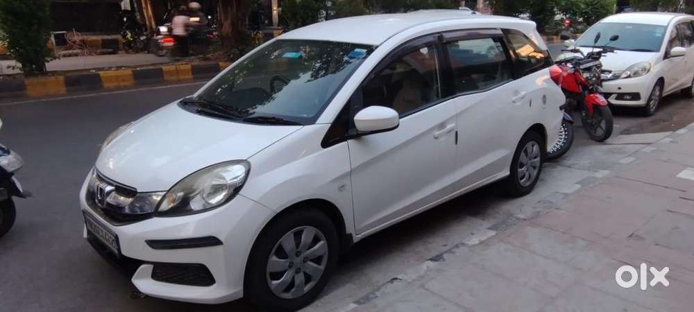 Honda Mobilio 2016