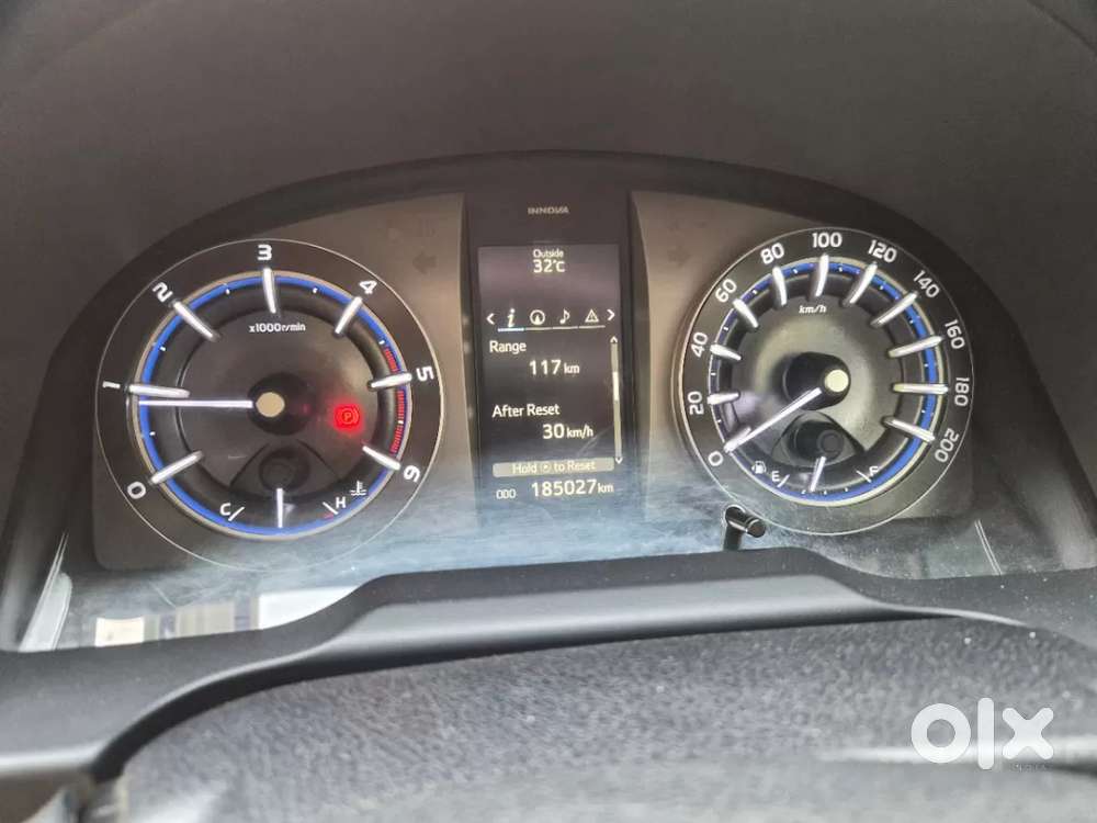 Toyota Innova Crysta, 2016, Diesel