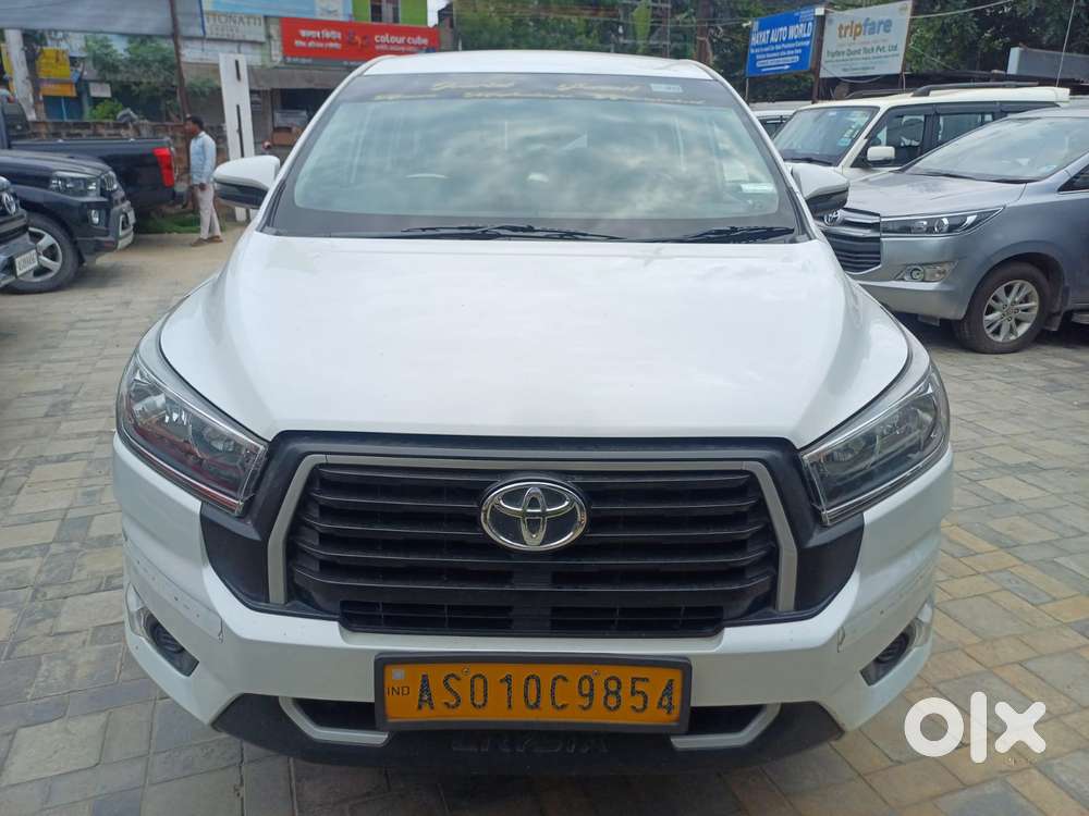 Toyota Innova Crysta 2.4 G Mt 8s, 2024, Diesel