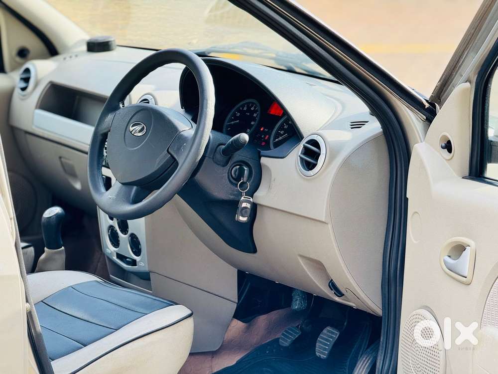 Mahindra E Verito D4, 2012, Diesel