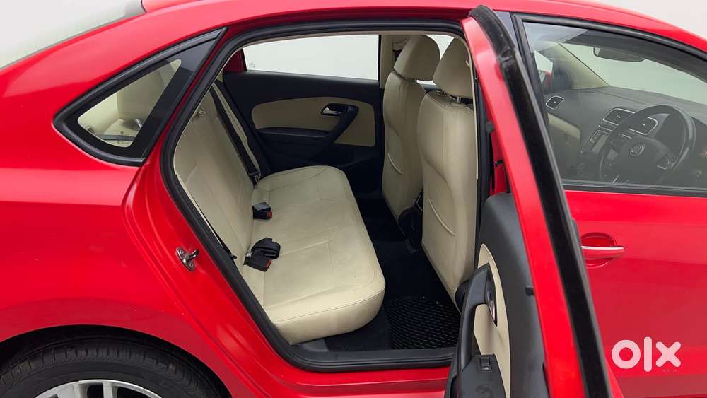 Skoda Rapid 1.6 Mpi At Style, 2017, Petrol