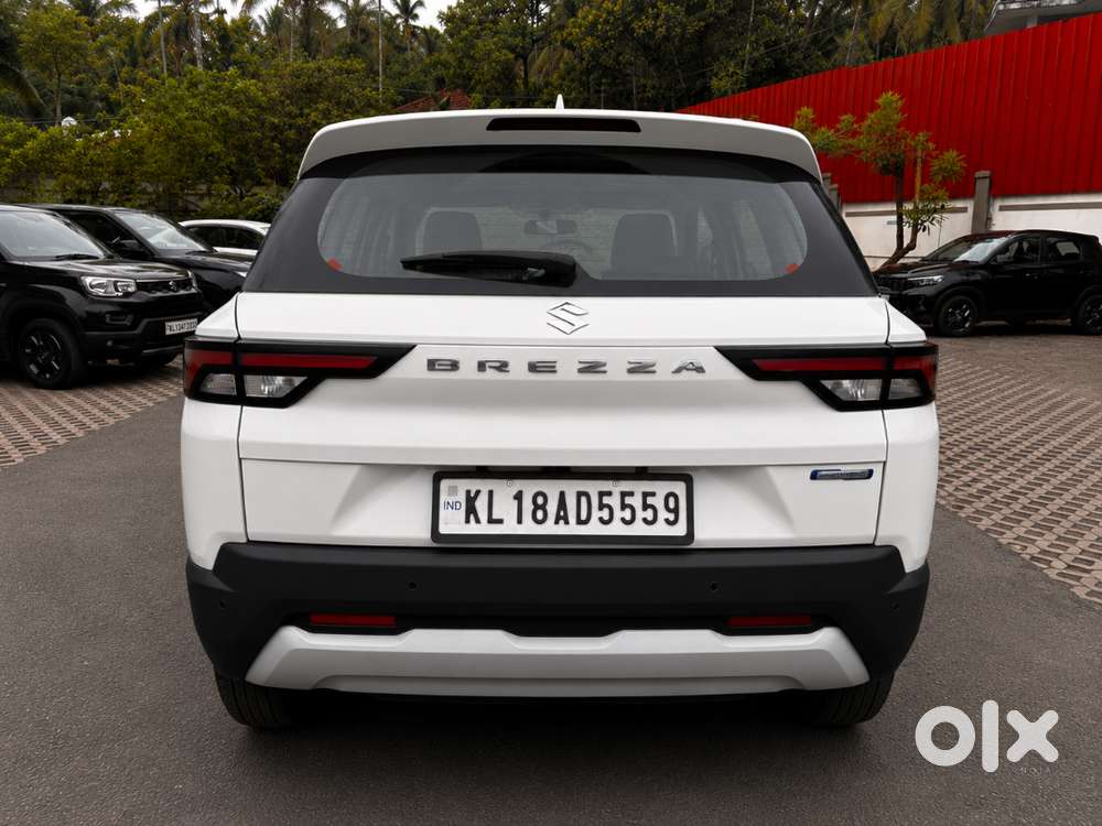Brezza Zxi Automatic 2023 Model