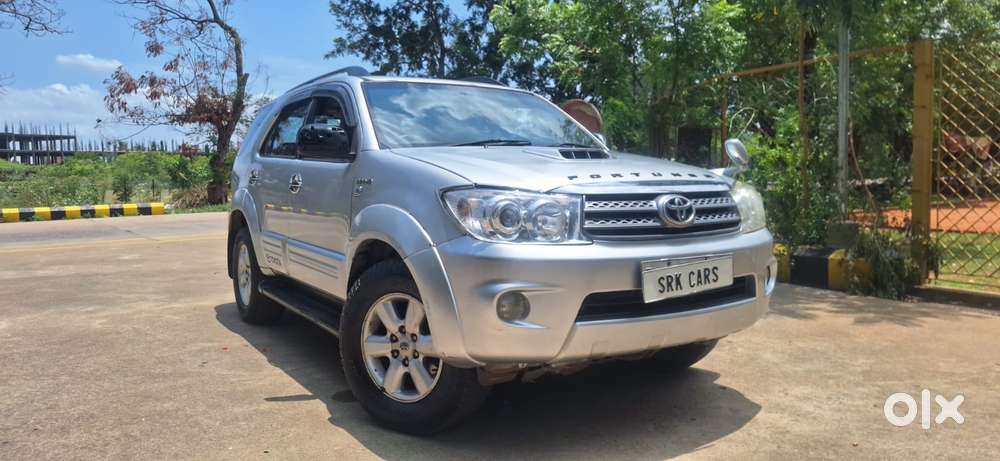 Toyota Fortuner 3.0 4x4 Manual, 2010, Diesel