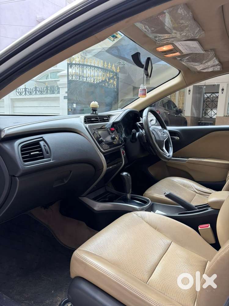 Honda City V At Sunroof Petrol 2019