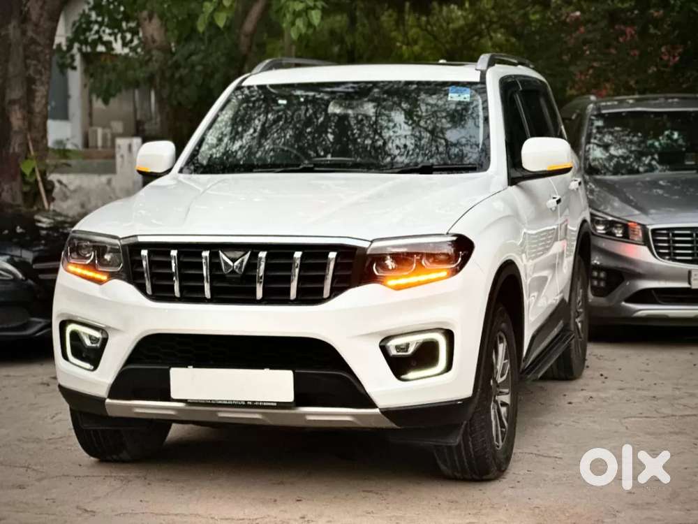 Mahindra Scorpio-n 2.0 Z8 L Petrol At 7 Str, 2023, Petrol