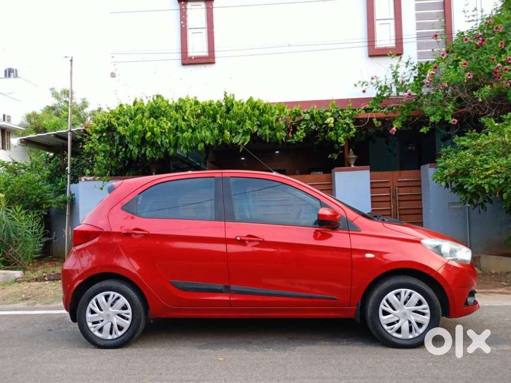 Tata Tiago 1.2 Revotron Xt, 2016, Petrol