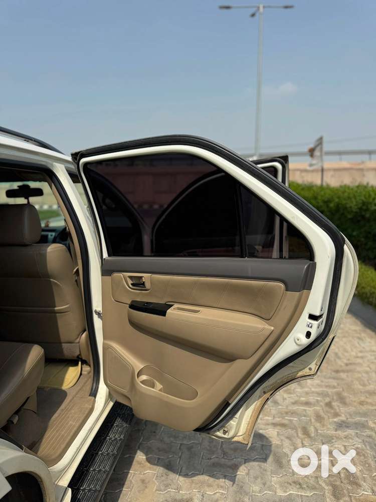 Toyota Fortuner 2013 Low Km