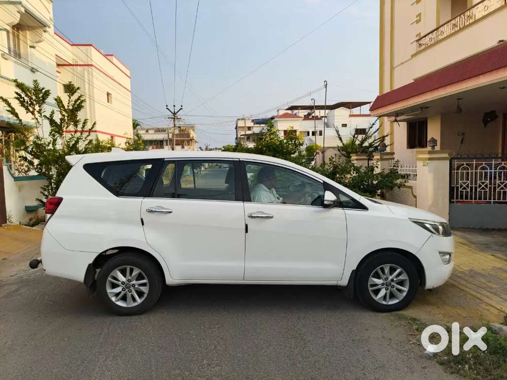Toyota Innova Crysta 2017