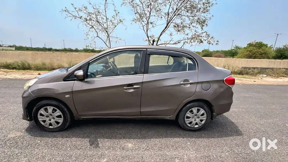 Honda Amaze 2014 Petrol 72648 Km Driven