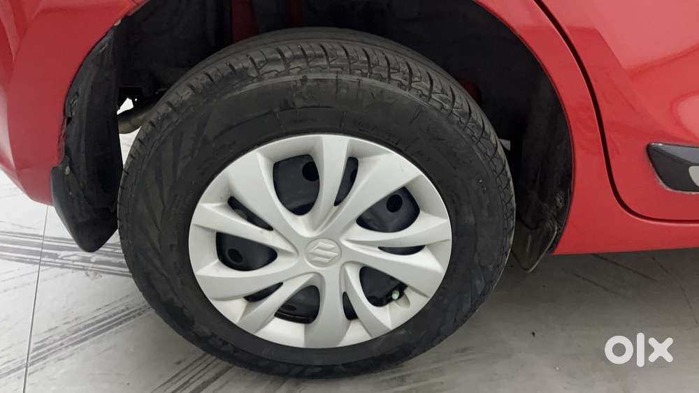 Maruti Suzuki Swift Amt Vvt Vxi, 2022, Petrol