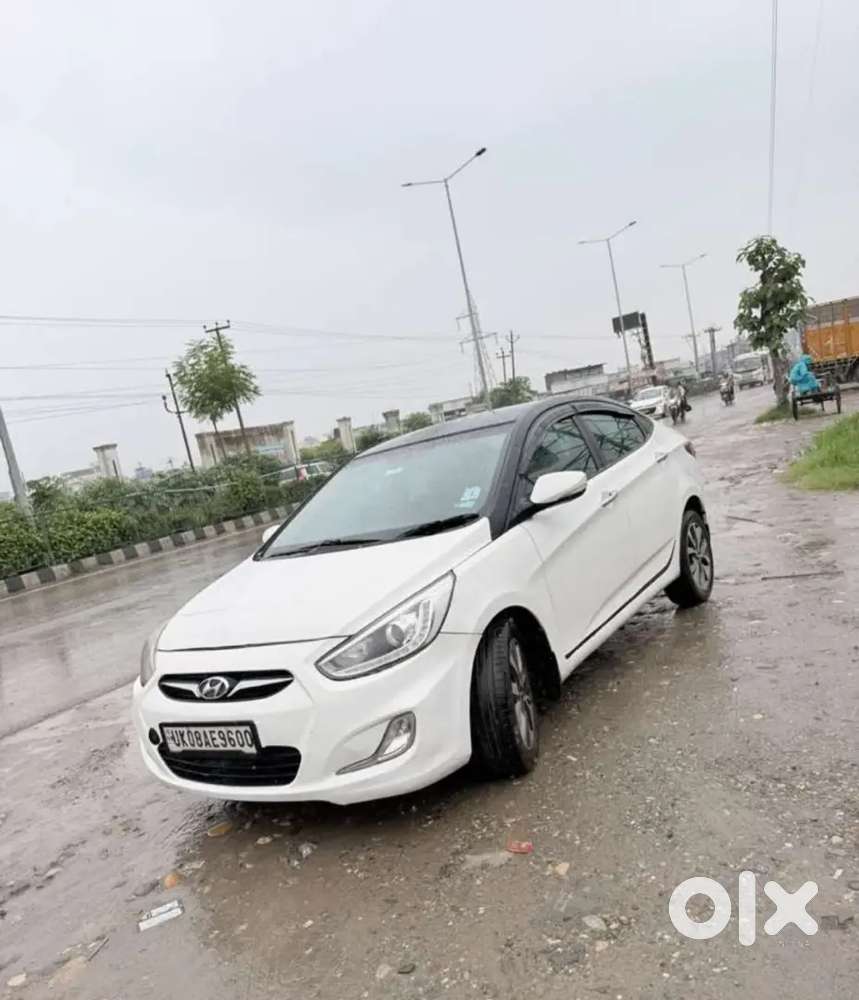 Hyundai Verna Diesel Automatic 2014
