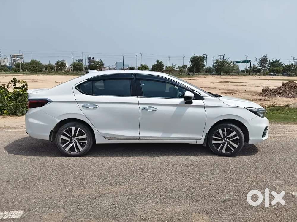 Honda City Hybrid Zx 2022 E-hev (first Owner)