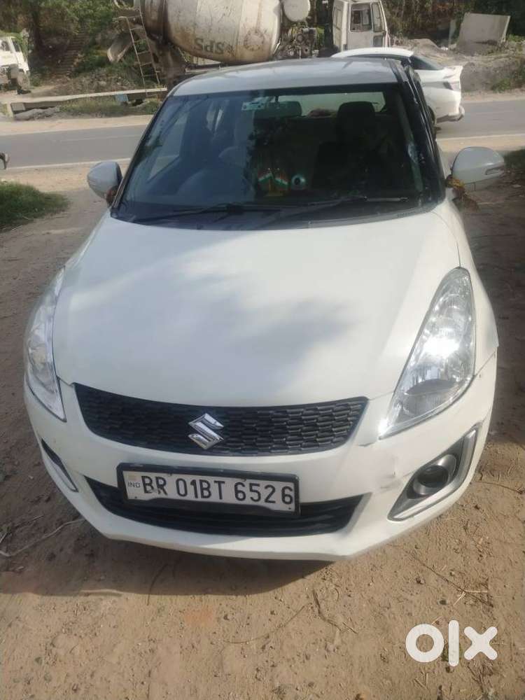 Maruti Suzuki Swift Vxi 1.2 Abs Bs-iv, 2013, Petrol