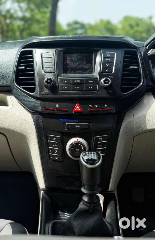 Mahindra Xuv300 W6 Diesel, 2023, Diesel