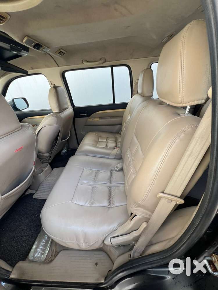 Ford Endeavour 2012 Model