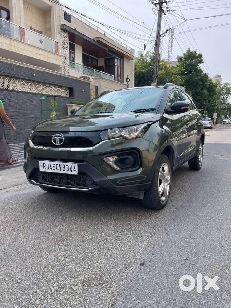 Tata Nexon 1.5 Revotorq Xma Amt (s), 2023, Petrol