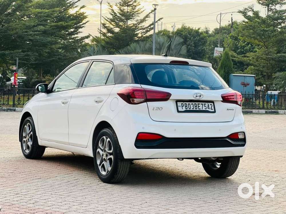 Hyundai Elite I20 Sportz (o) 1.2, 2020, Petrol
