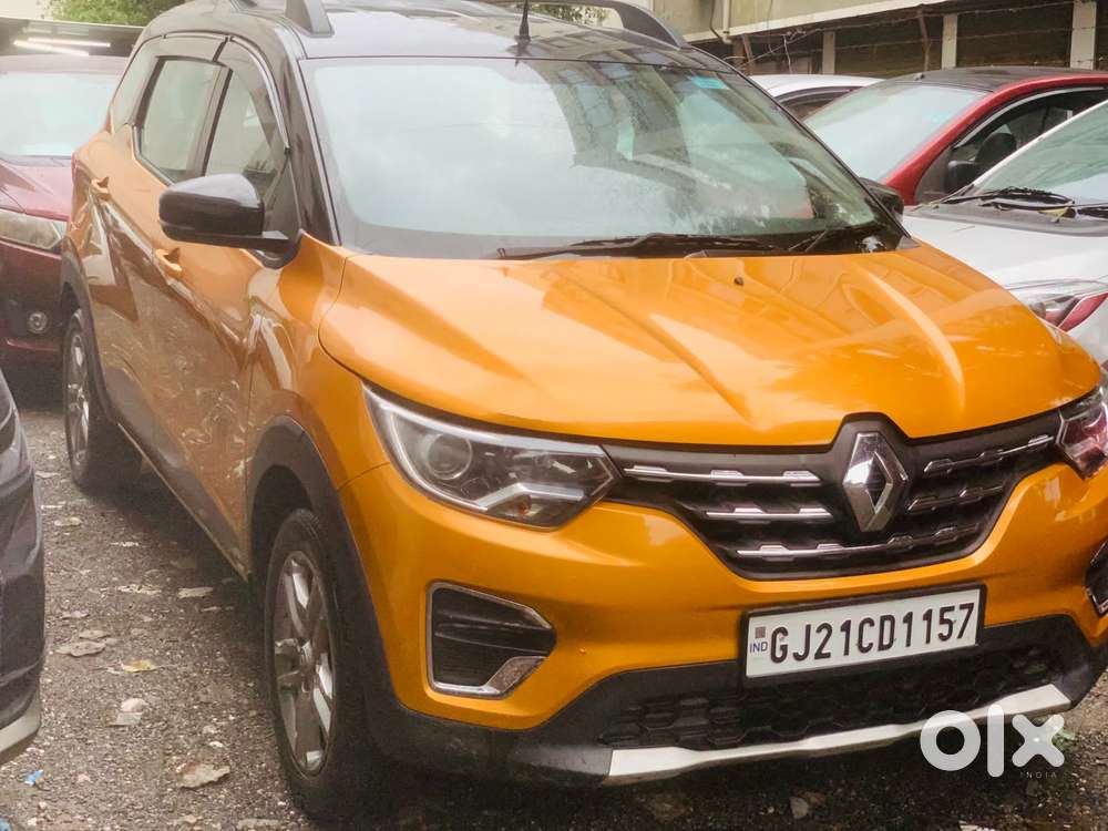 Renault Triber Rxz, 2023, Petrol