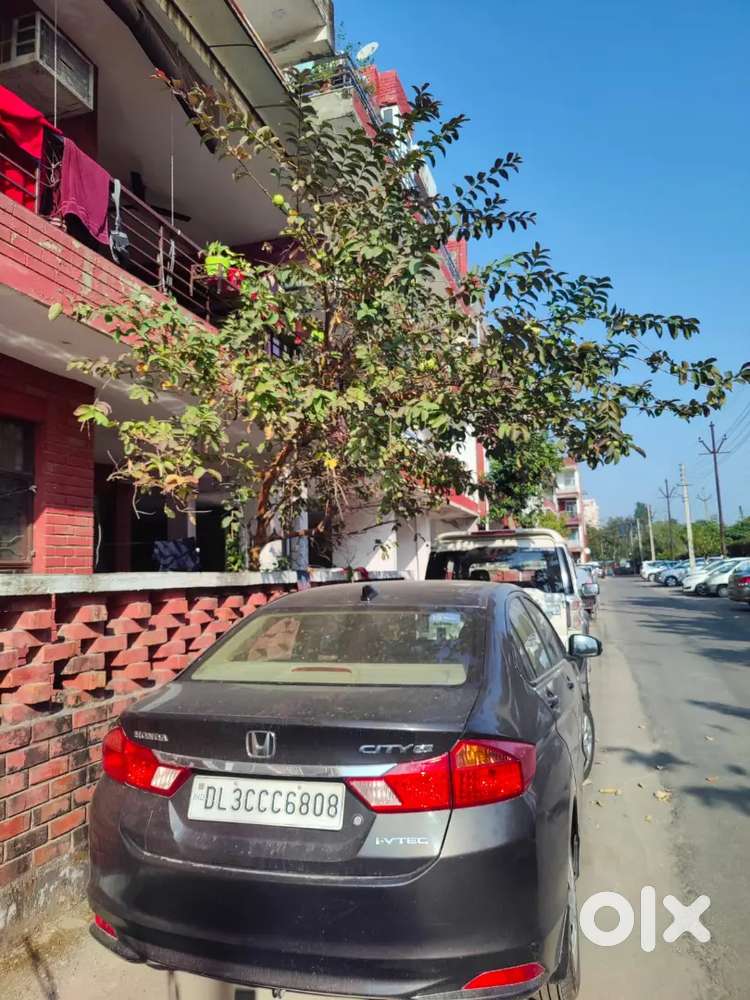 Honda City V At 2015