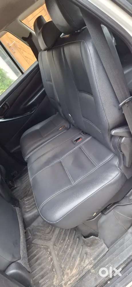 Toyota Innova Crysta 2.4 2019