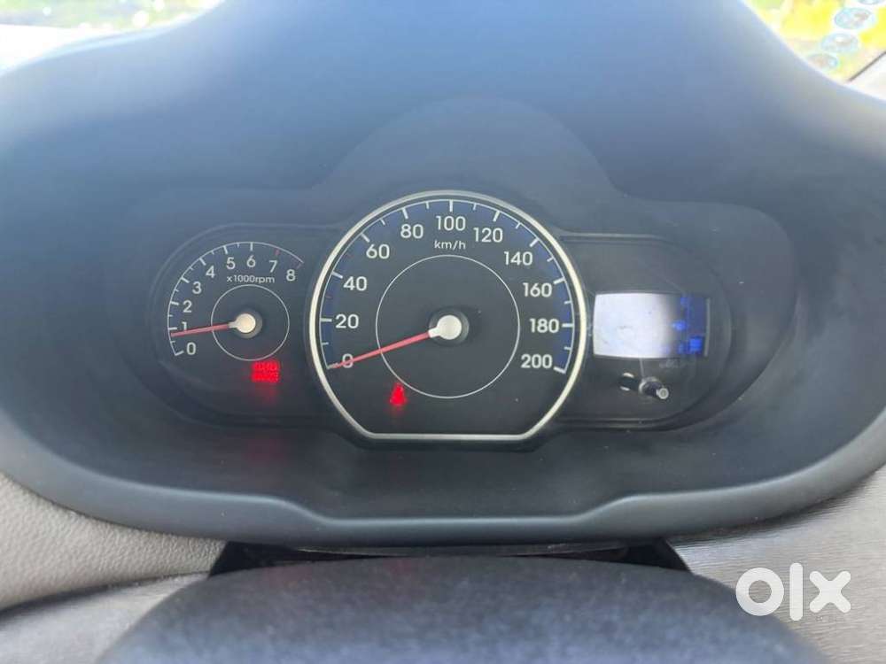 Hyundai I10 Sportz 1.1l, 2012, Petrol
