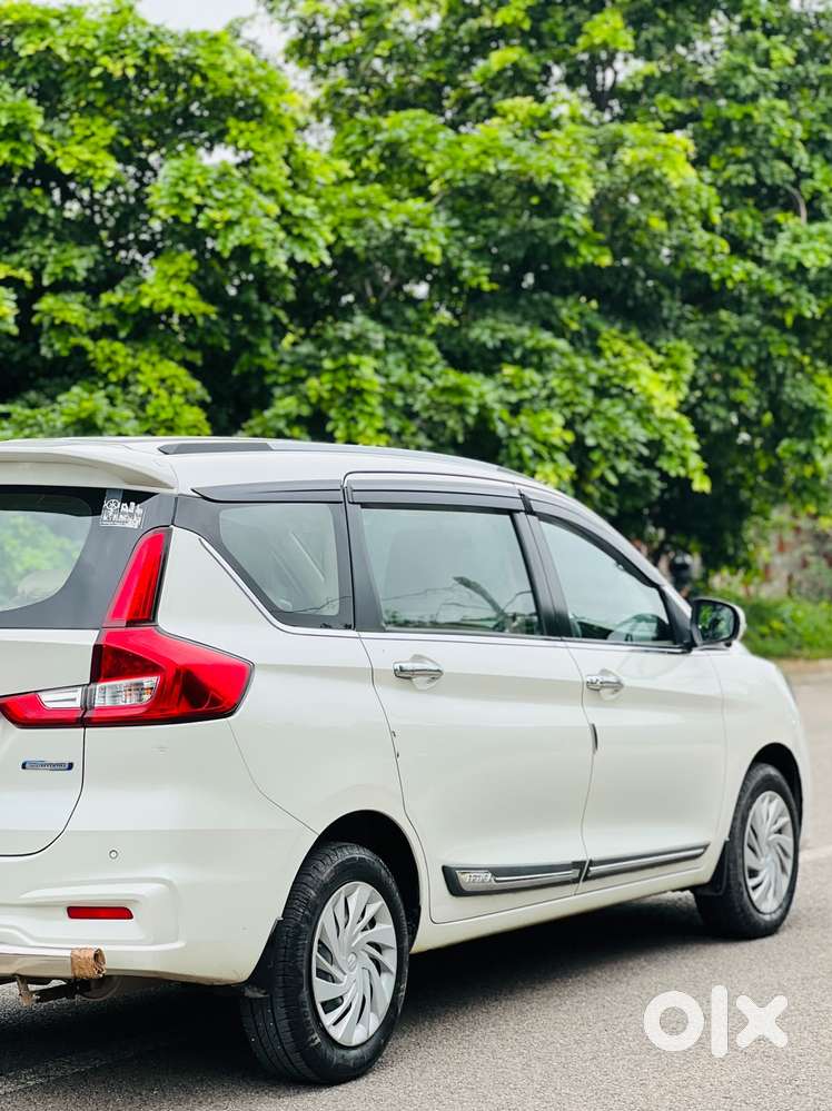 Maruti Suzuki Ertiga Vxi Shvs, 2021, Petrol