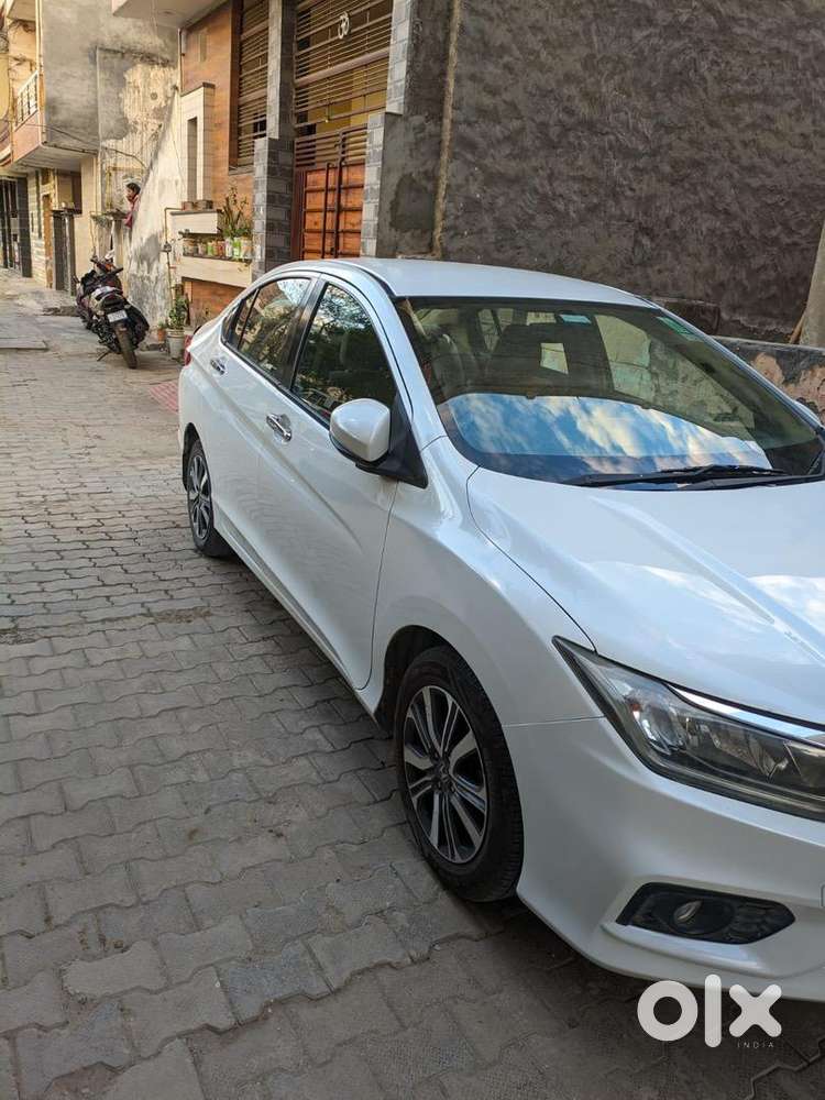 Honda Diesel Car 2017 First Owner With Zero Dep Insurance