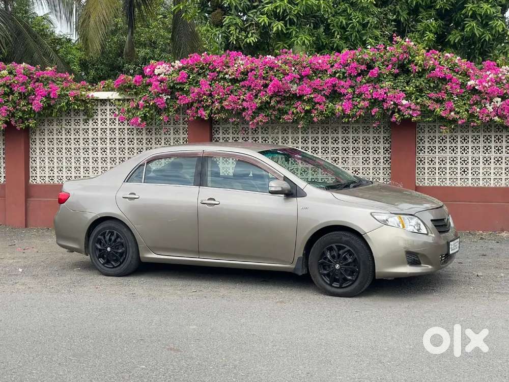 Toyota Corolla Altis 2010 Model Hybrid 2nd Owner