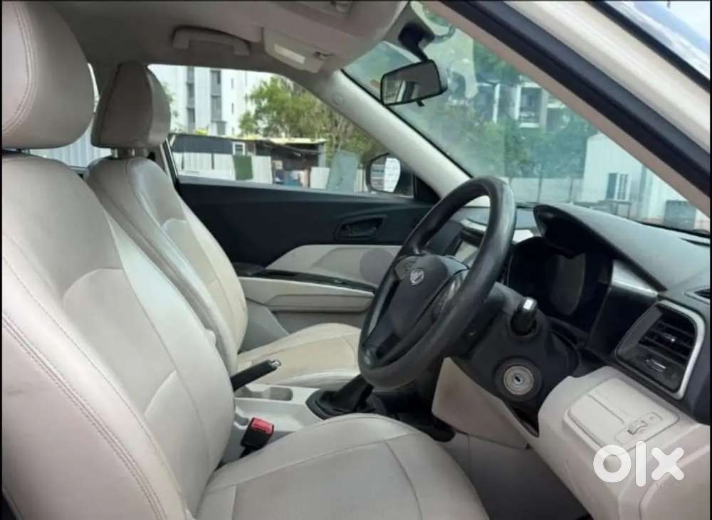 Mahindra Xuv300 1.5 W6 2019