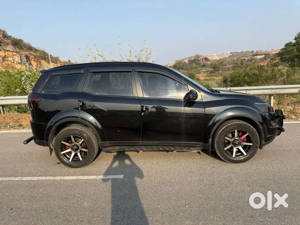Mahindra Xuv500 2018 Diesel 140000 Km Driven