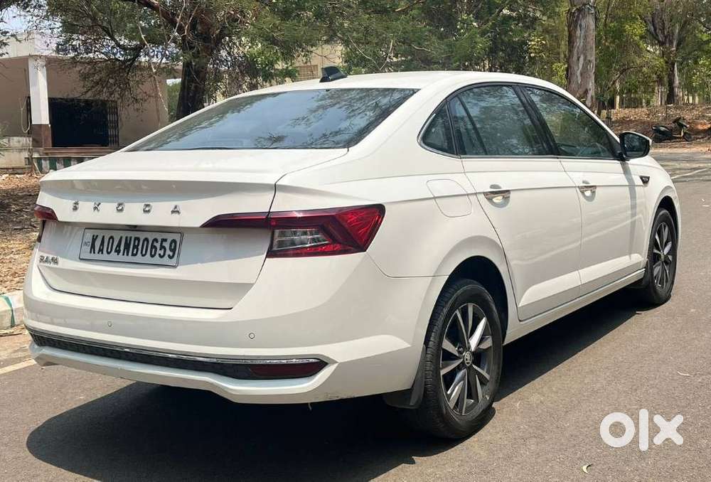 Skoda Slavia 1.0 Tsi Style, 2022, Petrol