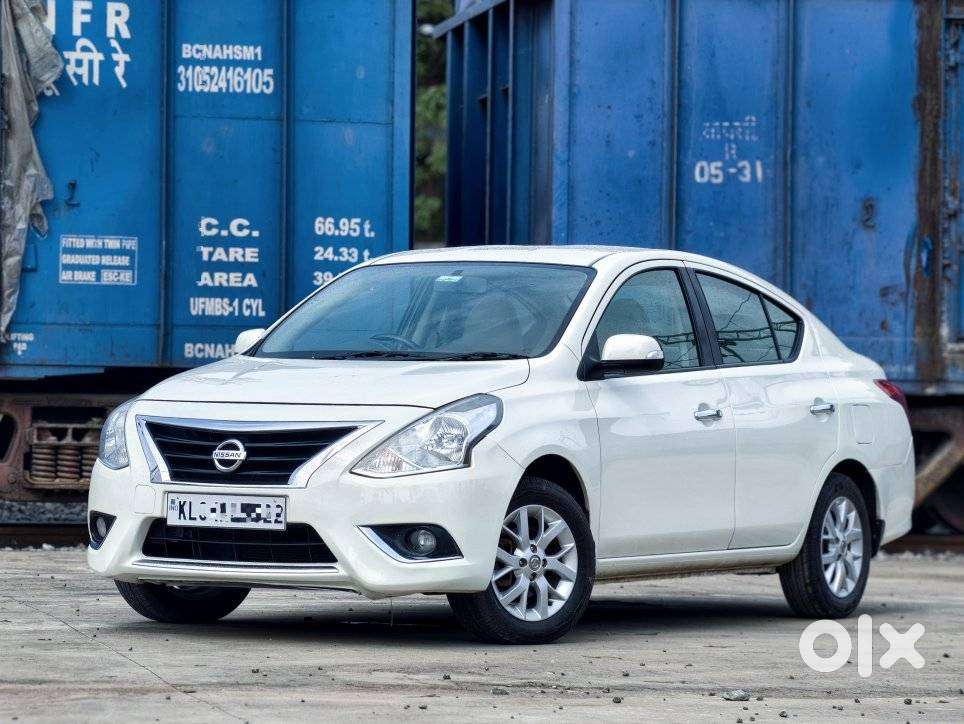 Nissan Sunny, 2017, Petrol