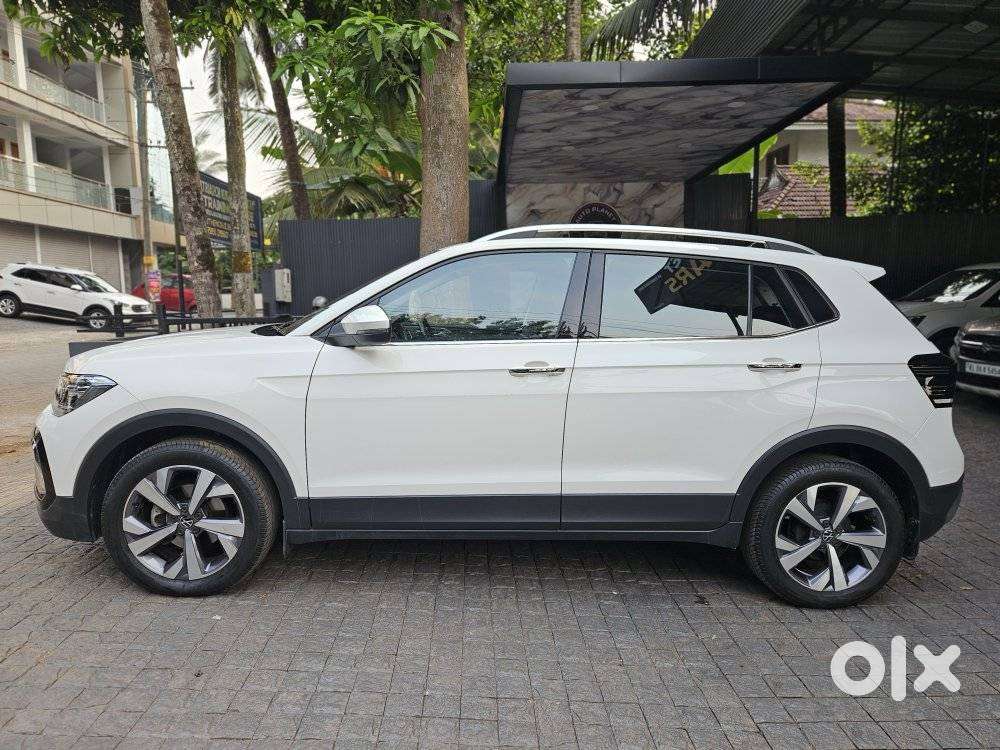 Volkswagen Taigun 1.0 Tsi Topline At, 2023, Petrol